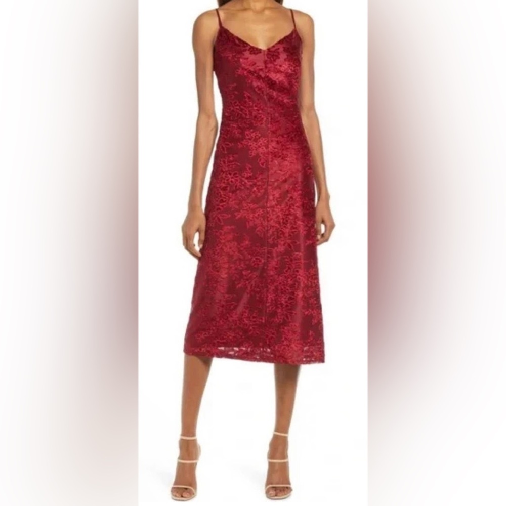 Fourteenth Place Red Floral Embroidered Midi Dress Size Large (12-14) NWT
